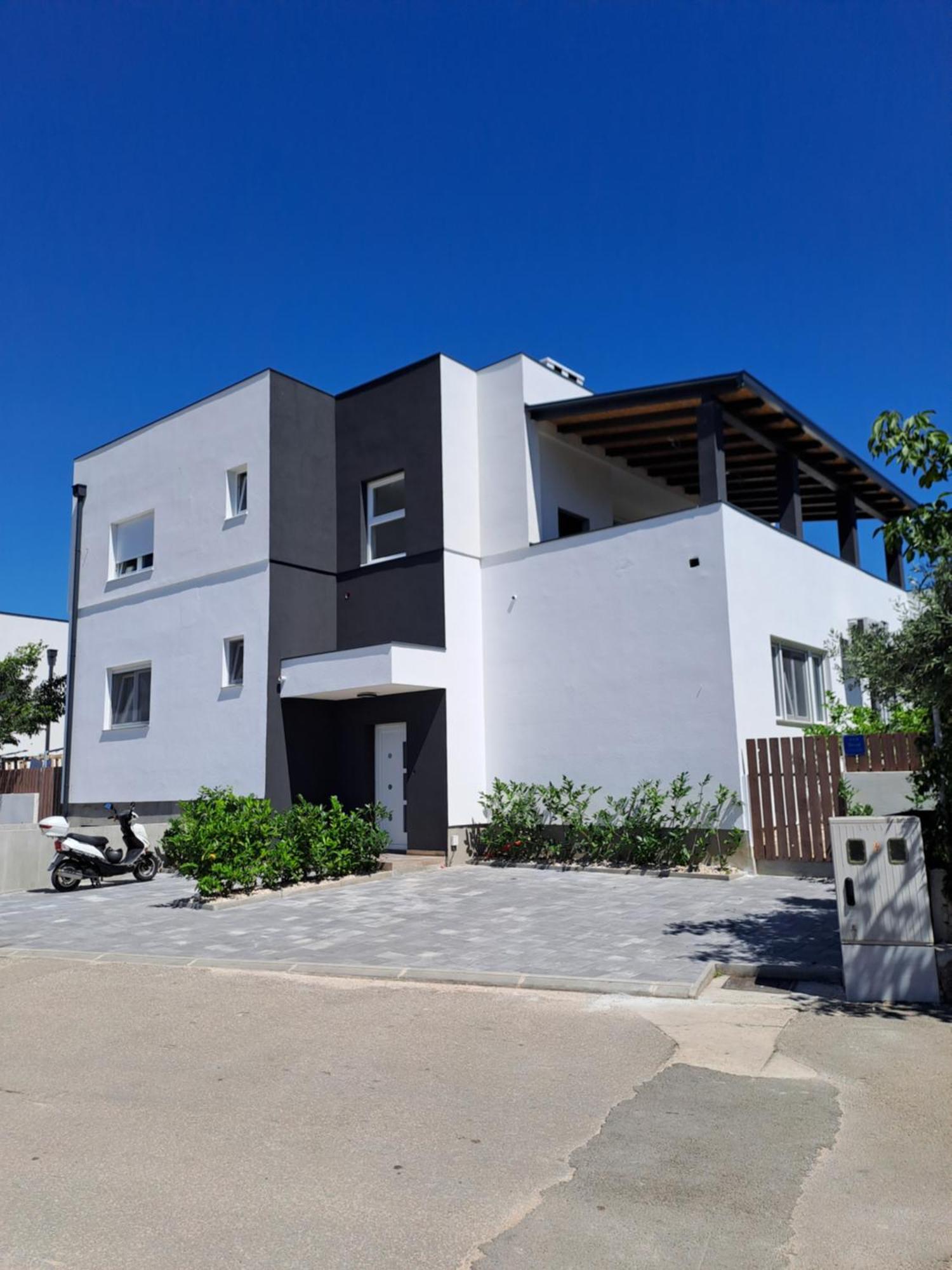 Holiday House Meri Pakostane Exterior photo